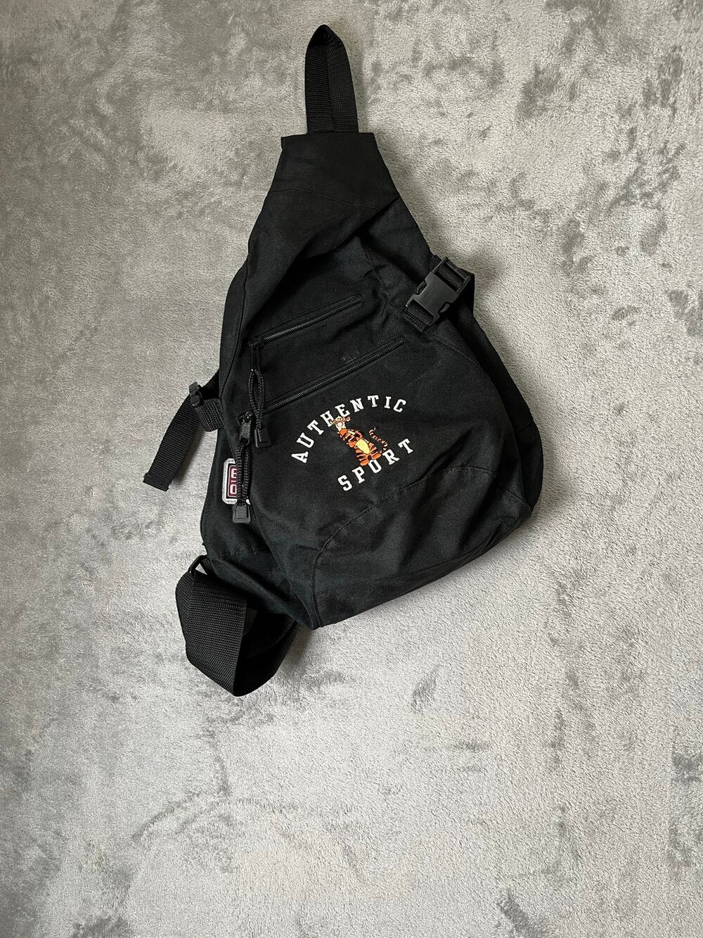 Vintage Y2K Disney Sport Black Sling Backpack Crossbody Bag Tigger Streetwear
